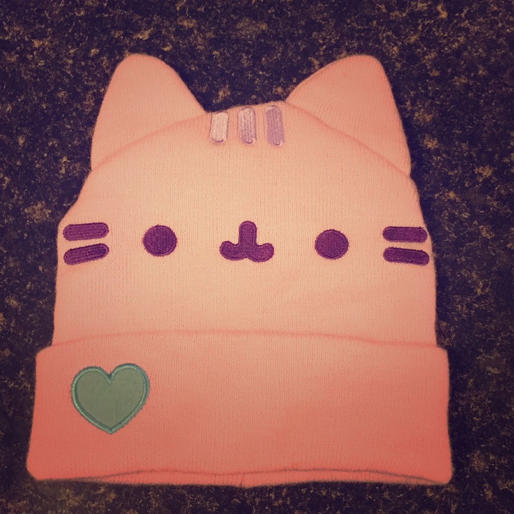 Pusheen the cat hat